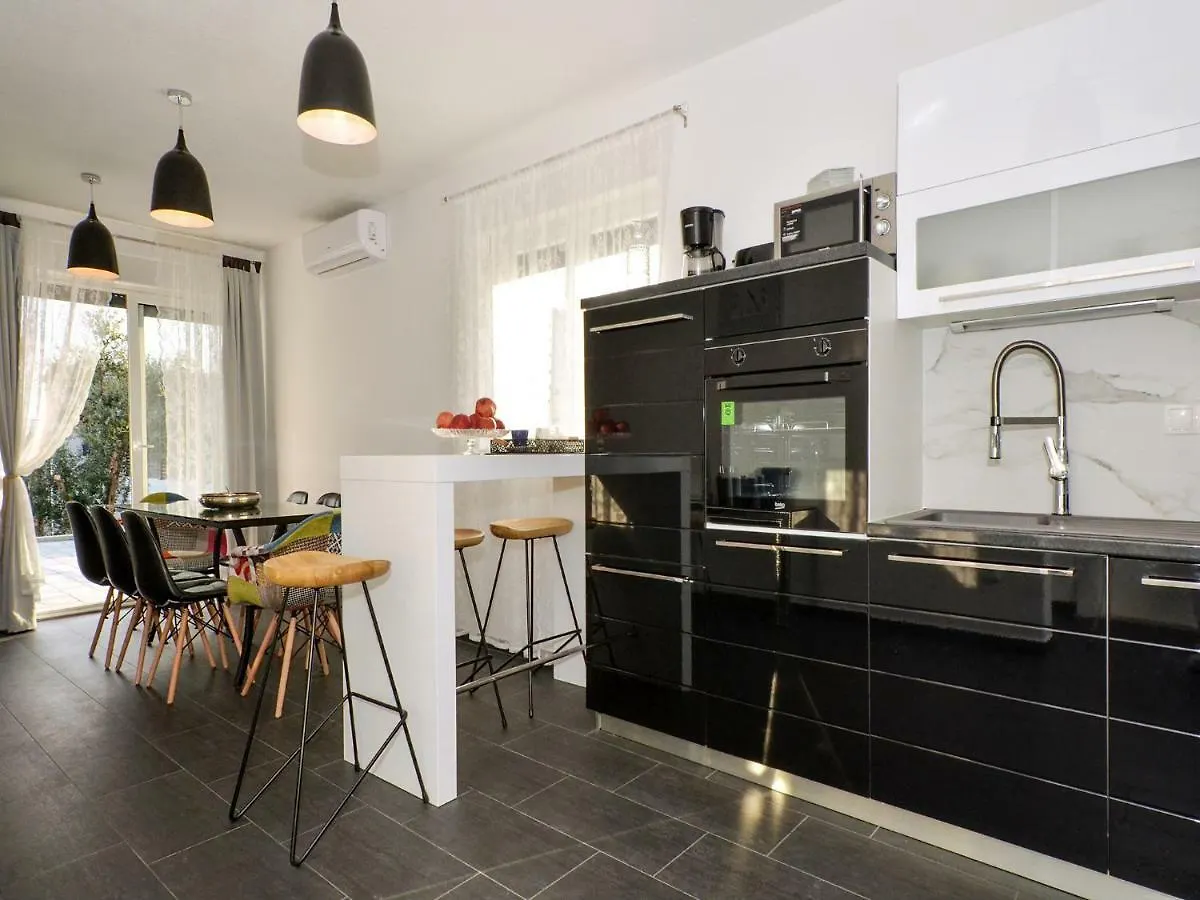 Apartment Deluxe Apartman Porto Trogir