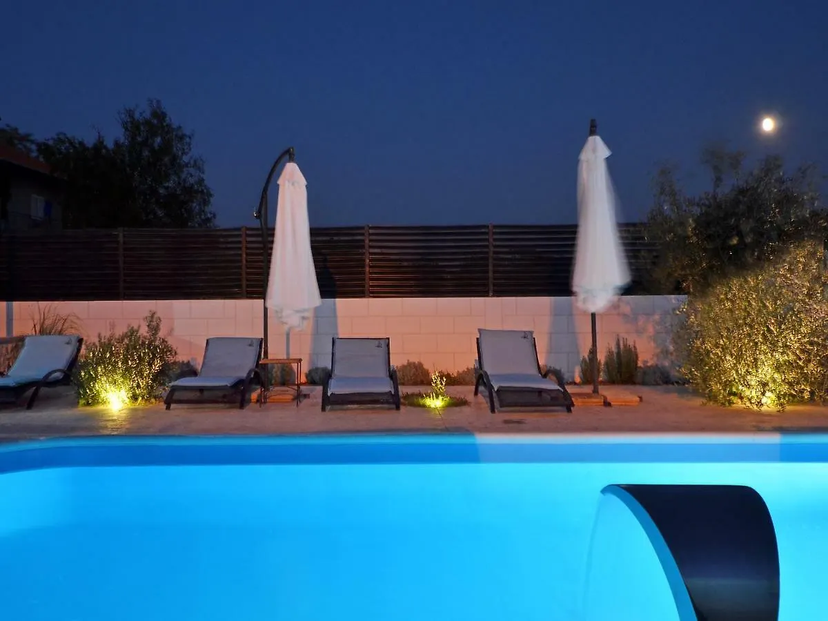 Deluxe Apartman Porto Trogir