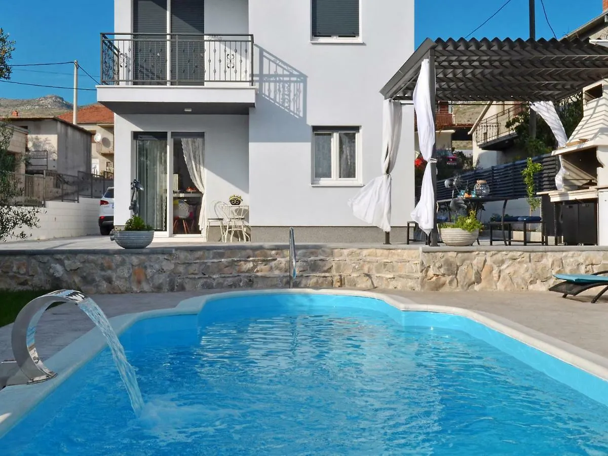 Lejlighed Deluxe Apartman Porto Trogir Kroatien