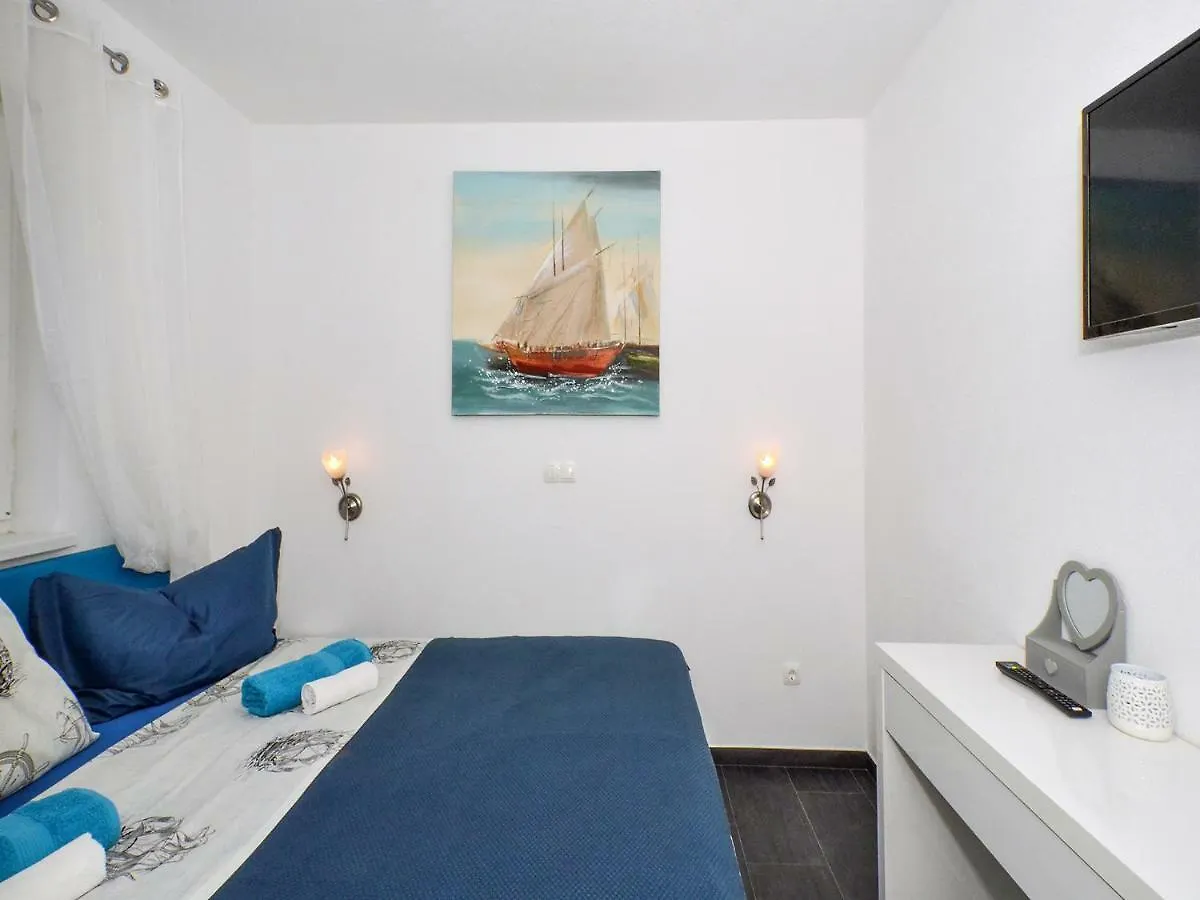 Deluxe Apartman Porto Trogir